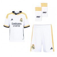 Echipament fotbal Real Madrid David Alaba #4 Tricou Acasa 2023-24 pentru copii maneca scurta (+ Pantaloni scurti)